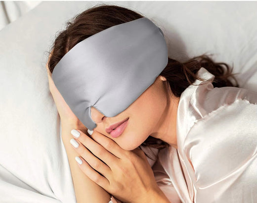 Pourquoi Choisir un Masque de Sommeil en Soie ?